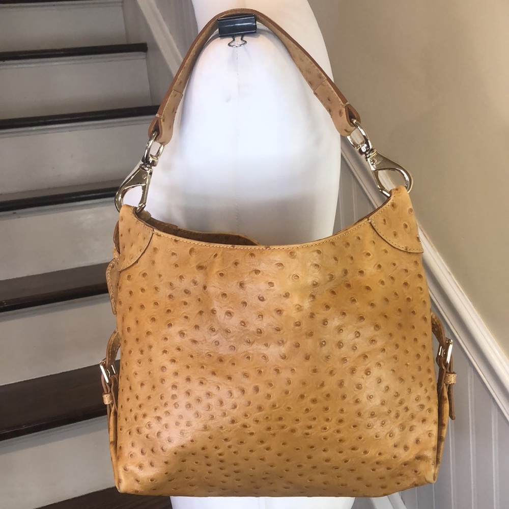 Vintage DOONEY & BOURKE Camel Ostrich Print Leather Shoulder Bag Hobo Design - Picture 3 of 14